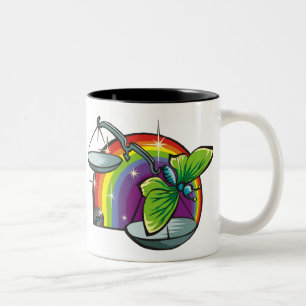 Caneca De Café Em Dois Tons Arco-íris dos anos 80 com Balança de Escala