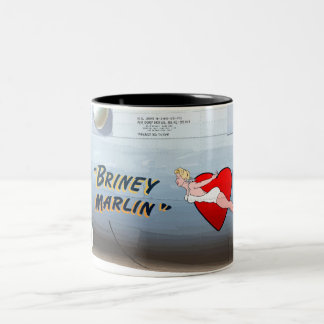 Caneca De Café Em Dois Tons Arte do nariz do espadim B-24 de Briney (fuselagem