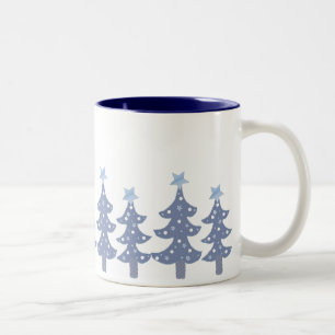 Caneca De Café Em Dois Tons Árvores de Natal Azuis bonito
