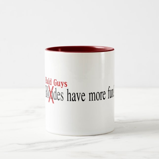 Caneca De Café Em Dois Tons As caras calvas têm mais divertimento (Centro)