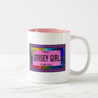 Caneca De Café Em Dois Tons As meninas de New-jersey não bombeiam o gás