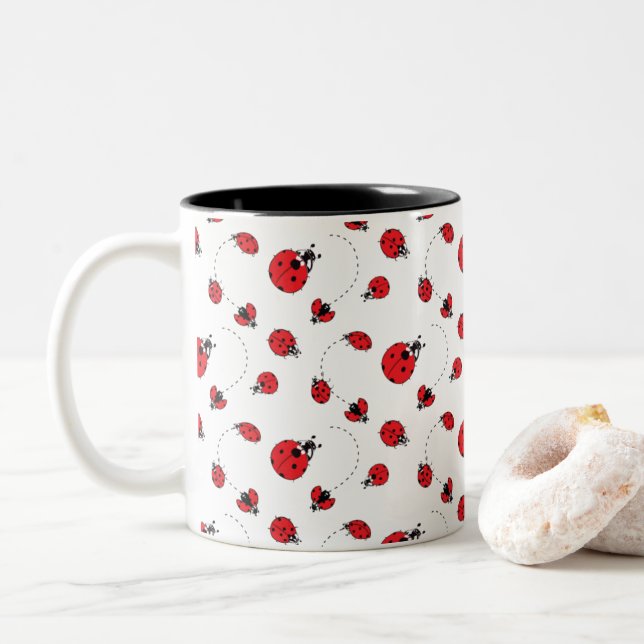 Caneca De Café Em Dois Tons As Pequenas Joaninhas (Com Donut)