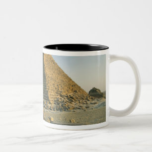 Caneca De Café Em Dois Tons As Pirâmides de Giza, que são quase 5000 2