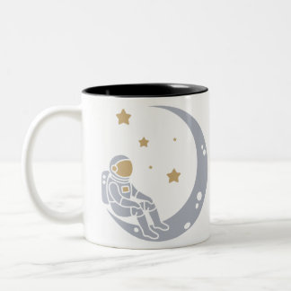Caneca De Café Em Dois Tons Astronauta na Design da Lua Crescente