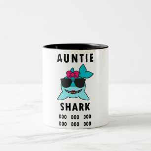 CANECA DE CAFÉ EM DOIS TONS AUNTIE TUBARÃO DOO DOO DOO