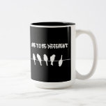 Caneca De Café Em Dois Tons Aves com arame - ousam ser diferentes (preto)<br><div class="desc">"pássaros em um arame", pássaros, "ousando ser diferente", pássaros, pássaros, arame, silhueta, diferente, ousadia, inspiração, inspiração, motivação, individualidade, individual, motivacional, motivacional, legal, incrível, "silhueta de pássaros", silhuetas, animais, "seja você mesmo", "seja você", "preto e branco", preto, "branco, "branco, branco, branco, "branco, branco, branco, branco, branco, branco, branco, branco, branco, branco,...</div>