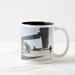 Caneca De Café Em Dois Tons Aviões tiltrotor 2 do Osprey V-22