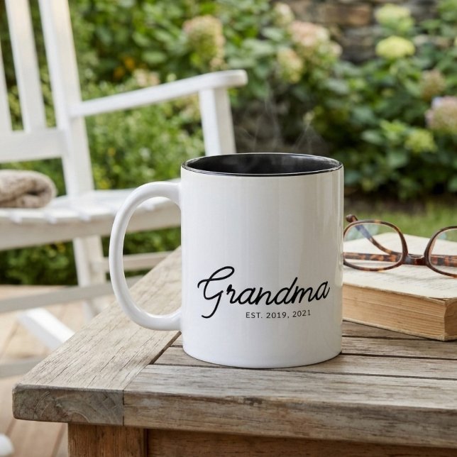Caneca De Café Em Dois Tons Avó Estabeleceu Novo Presente de Avó (Criador carregado)
