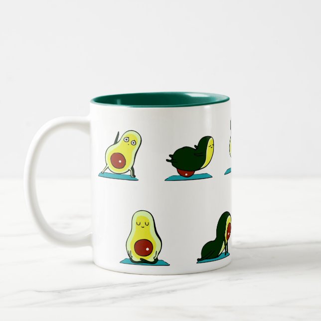 Caneca De Café Em Dois Tons Avocado Yoga. Cômico, engraçado, fofo (Esquerda)
