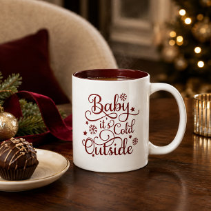 Caneca De Café Em Dois Tons Baby É Frio Lá Fora Maroon Dois Tons