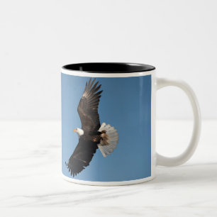 Caneca De Café Em Dois Tons Bald Eagle em Voo