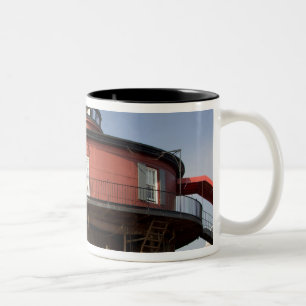 Caneca De Café Em Dois Tons BALTIMORE, MARYLAND. EUA. Seven-Foot Knoll