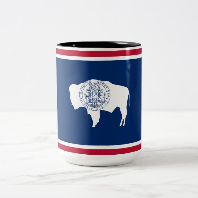 Caneca De Café Em Dois Tons Bandeira do Wyoming (Centro)