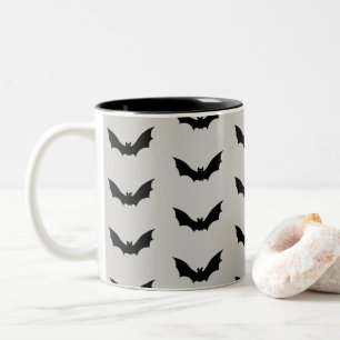 Caneca De Café Em Dois Tons Bat Flying Spooky Padrão de Halloween