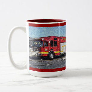 Caneca De Café Em Dois Tons Bebendo do Bombeiro Vermelho