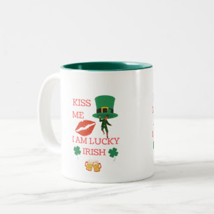 Caneca De Café Em Dois Tons Beije-me, sou sortudo irlandês hoje