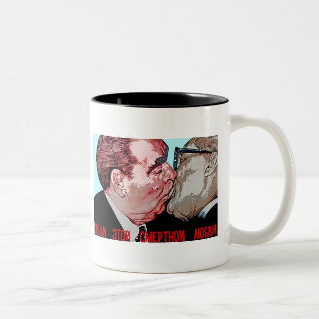 Caneca De Café Em Dois Tons Beijo de Brezhnev & de Honecker, galeria da zona (Direita)