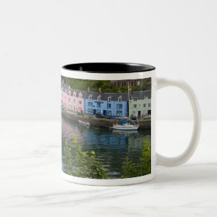 Caneca De Café Em Dois Tons Belo porto e veleiros com reflexos em 2