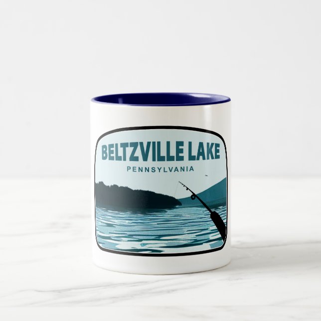 Caneca De Café Em Dois Tons Beltzville Lago Pensilvânia — Rod de Pesca (Centro)