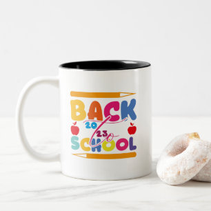 Caneca De Café Em Dois Tons Bem-Vindo À Escola 2023