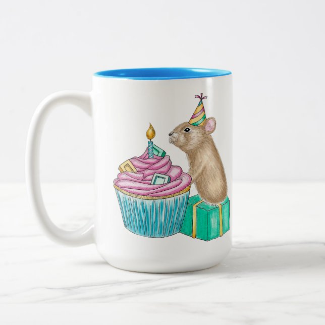 Caneca De Café Em Dois Tons Birthday Pika Cupcake Mug (Esquerda)