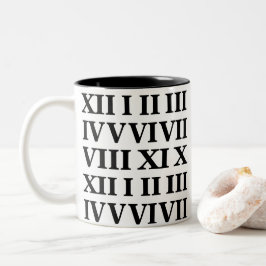 Caneca De Café Em Dois Tons Black and White Roman Numeral