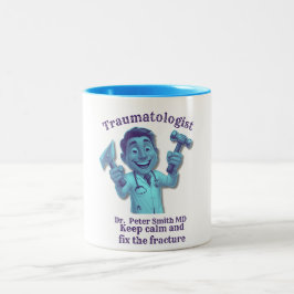 Caneca De Café Em Dois Tons BLUE Cartoon Surgeon With Hammer And Saw Print
