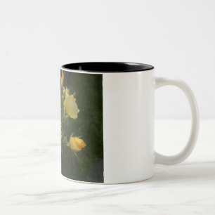 Caneca De Café Em Dois Tons boho floral dos rosas amarelos rústico para sua