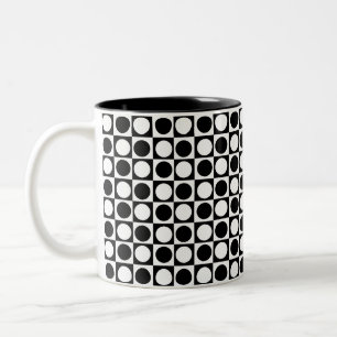 Caneca De Café Em Dois Tons Bolinhas brancas pretas verificadas