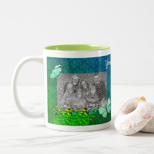 Caneca De Café Em Dois Tons Borboletas E Flores Foto Personalizada (Com Donut)