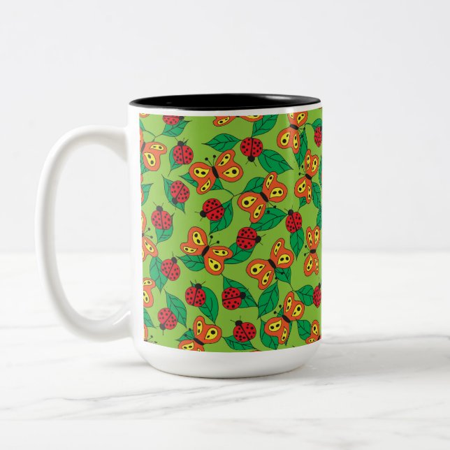 Caneca De Café Em Dois Tons Borboletas e joaninhas em folhas verdes (Esquerda)