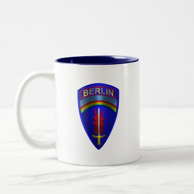 Caneca De Café Em Dois Tons Brigada de Berlim (Esquerda)