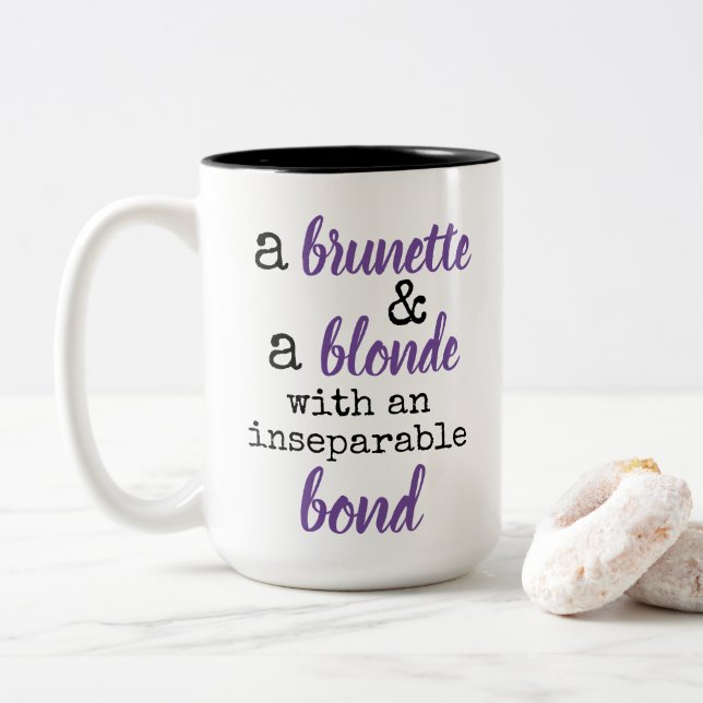 Caneca De Café Em Dois Tons brunette e laço inseparável (Com Donut)