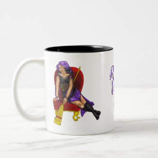Caneca De Café Em Dois Tons Bruxa Cuta Personalizável, roxa, preta, vermelha e