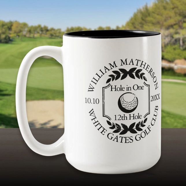 Caneca De Café Em Dois Tons Buraco em um Golfe Preto e Branco Personalizado (Hole in One Personalised Black and White Golf Two-Tone Coffee Mug)