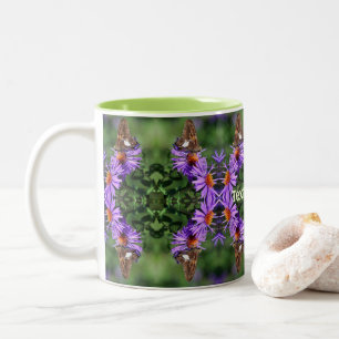Caneca De Café Em Dois Tons Butterfly On Aster Flower Abstrato Personalizado