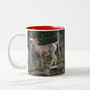 Caneca De Café Em Dois Tons Cabra de montanha com chapéu de Papai Noel
