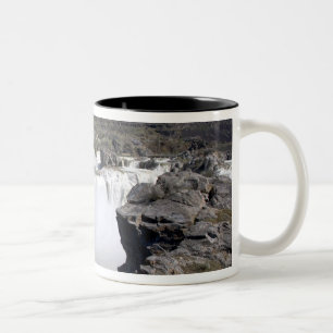 Caneca De Café Em Dois Tons Cachoeira Shoshone no rio Snake em Twin Falls,