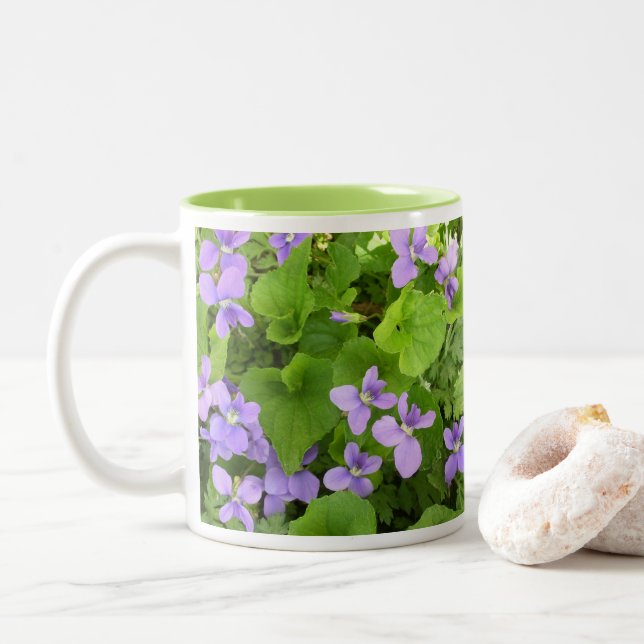 Caneca De Café Em Dois Tons Café Mug - Violetas Herbares - Espelhado (Com Donut)