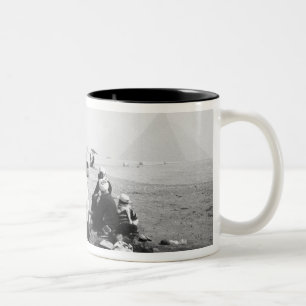 Caneca De Café Em Dois Tons Cairo Egito, Cavaleiros de Camelo Pirâmides de Giz