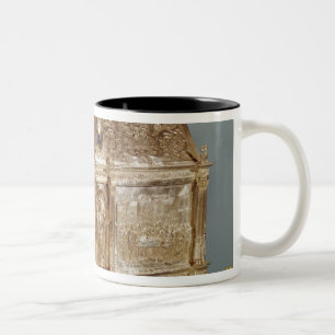 Caneca De Café Em Dois Tons Caixa do relicário de St. Macairius de Ghent, 161