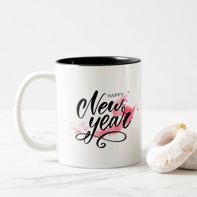 Caneca De Café Em Dois Tons "Caligrafia Elegante do Feliz ano novo" (Com Donut)