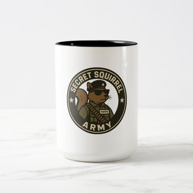 Caneca De Café Em Dois Tons Cama do Exército de Esquilo Secreto (Centro)