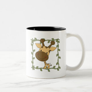 Caneca De Café Em Dois Tons Camiseta e presentes do girafa do bebê