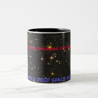 CANECA DE CAFÉ EM DOIS TONS CAMPO DO ESPAÇO PROFUNDO DE HUBBLE
