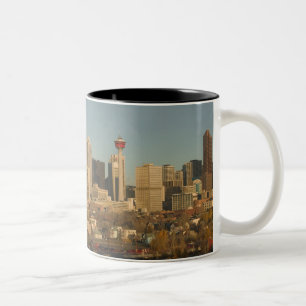 Caneca De Café Em Dois Tons Canadá, Alberta, Calgary: Silhueta da Cidade a par