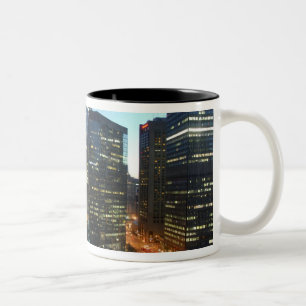 Caneca De Café Em Dois Tons Canadá, Quebec, Montreal. Centro de Montreal,