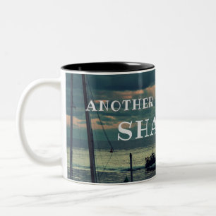 Caneca De Café Em Dois Tons Caneca fotográfica em terra