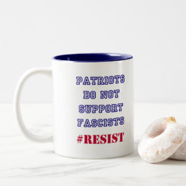 Caneca De Café Em Dois Tons Canhão de Resistência Anti-Fascismo