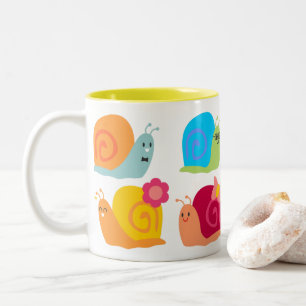 Caneca De Café Em Dois Tons Caracóis felizes e caracóis